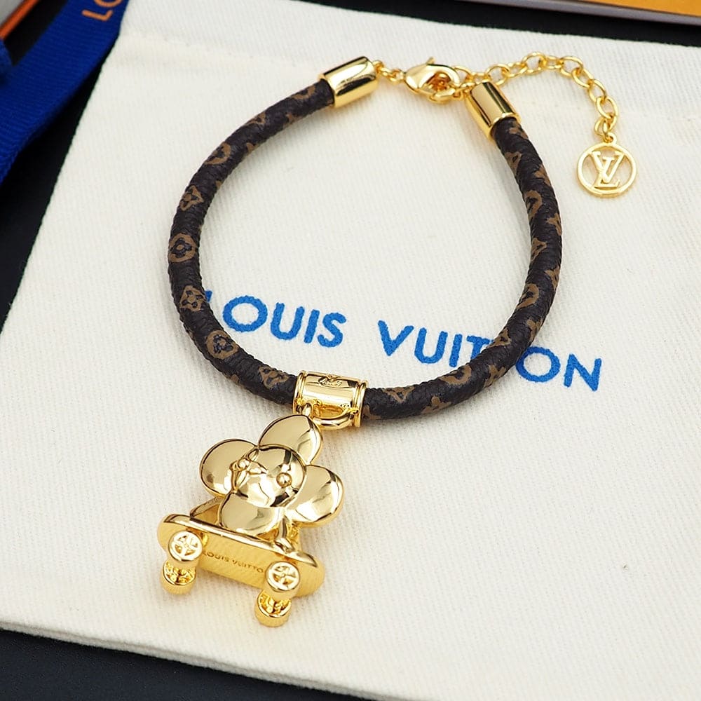 18K Louis Vuitton VIVIENNE KICK FLIP Bracelet