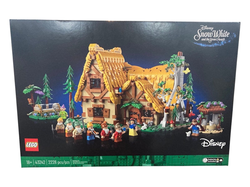 LEGO Disney Snow White and the Seven Dwarfs' Cottage Set 43242