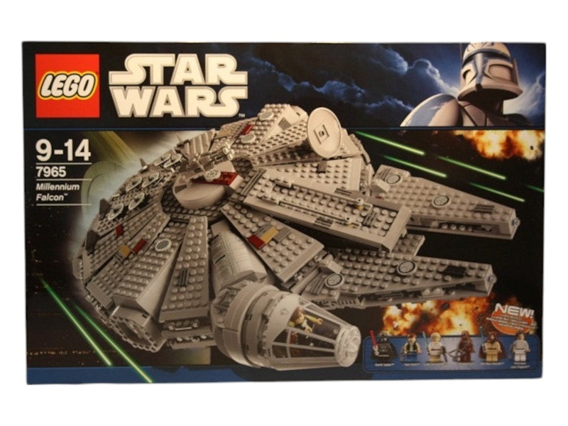 LEGO Star Wars Millennium Falcon Set 7965