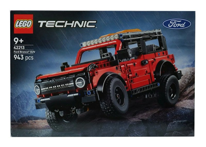 LEGO Technic Ford Bronco SUV Set 42213