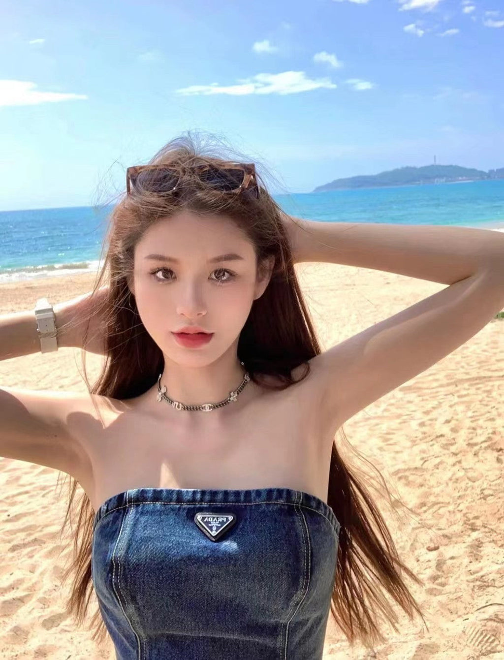 18K  Chanel No.5 Perfume Bottle Pendant Necklace