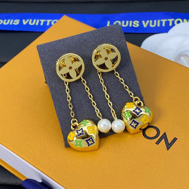 18K Louis Vuitton Diamond Pearl Drop Earrings
