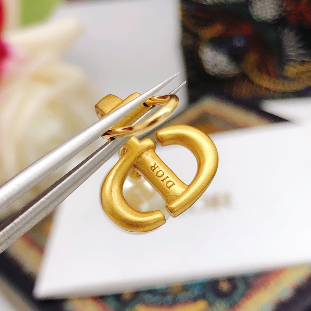 18K Dior Tribales Pearls Earrings