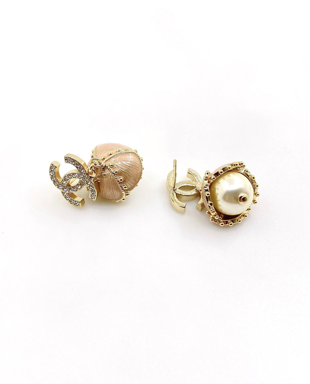 18K  Chanel Flowers Earrings