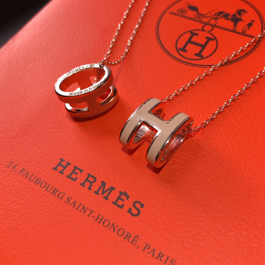 18K Mini Pop Hermes Grey Necklace