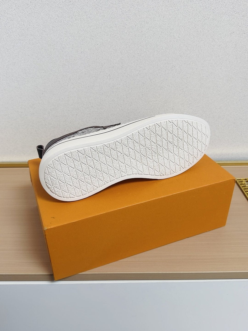 Louis Vuitton Star-Accent Low-Top Sneakers — detail