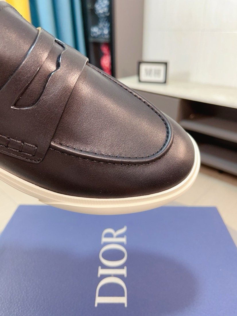 Dior Contrast-Sole Strap Loafers — detail