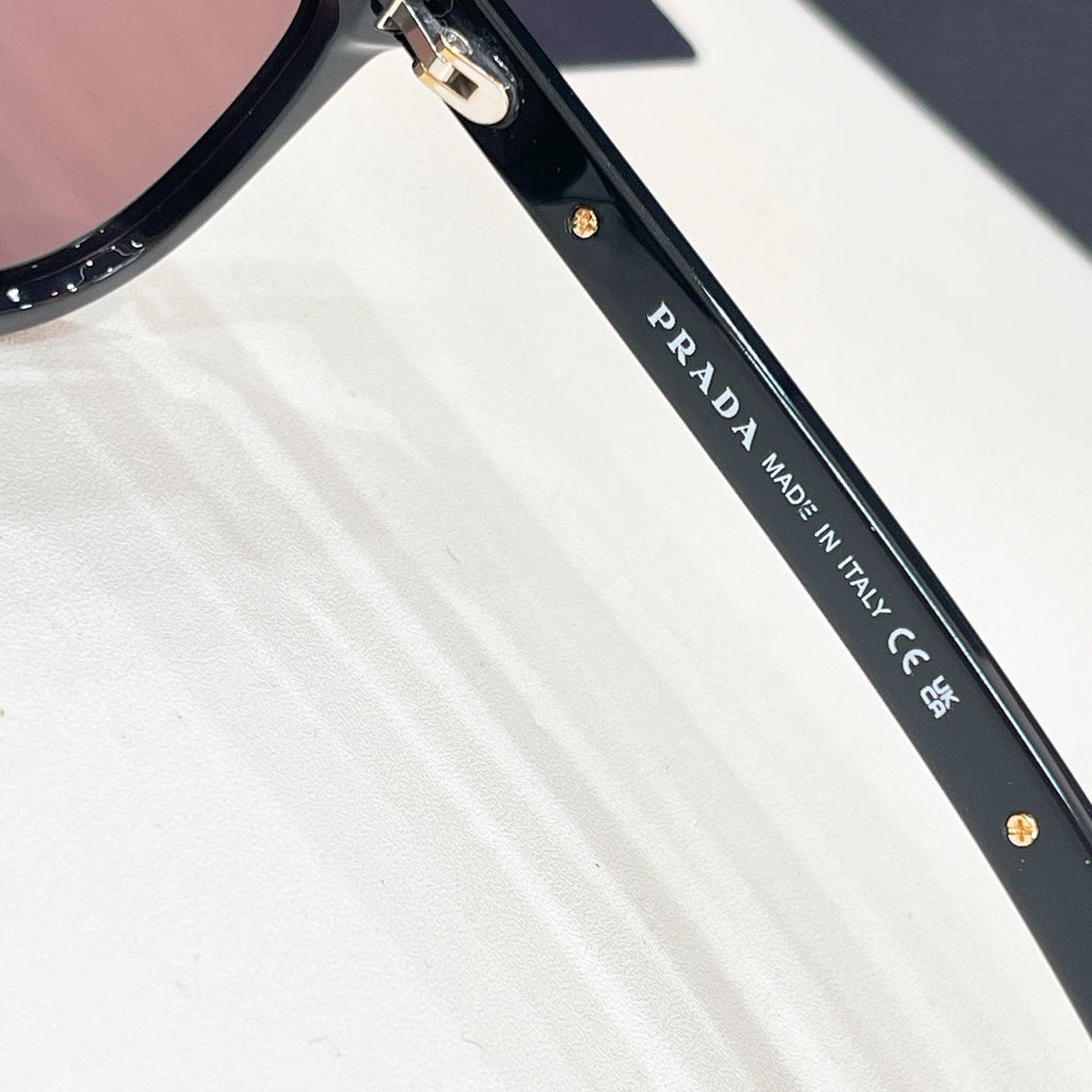 PRADA Sunglasses-SPR D05